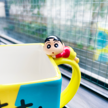 クレヨンしんちゃん オラのおもちゃばこマグカップ | クレヨン